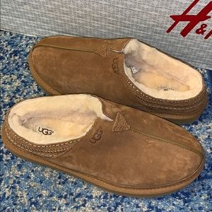 UGG NEUMAN CHESTNUT SUEDE SHEARLING WOOL SLIPPER
